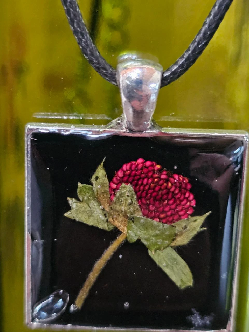 🍓 Pendant with inclusion of a real dried strawberry 🍓 – photo 3